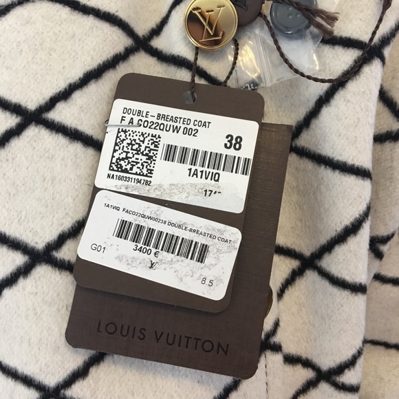 LOUIS VUITTON DOUBLE BREASTED COAT sz M - Picture 6 of 8